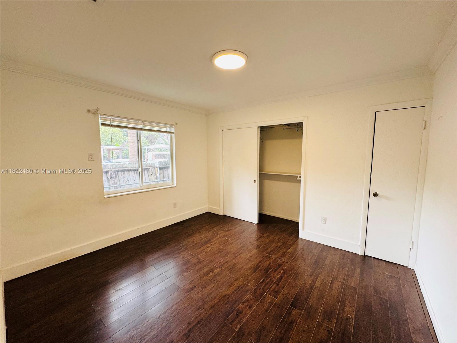 Rental Property at 2540 Ne 181st St 1, North Miami Beach, Miami-Dade County, Florida - Bedrooms: 2 
Bathrooms: 1  - $2,100 MO.