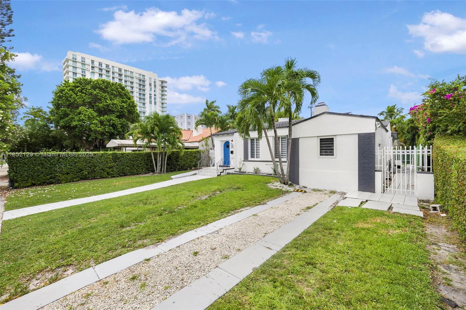 340 SW 25th Rd