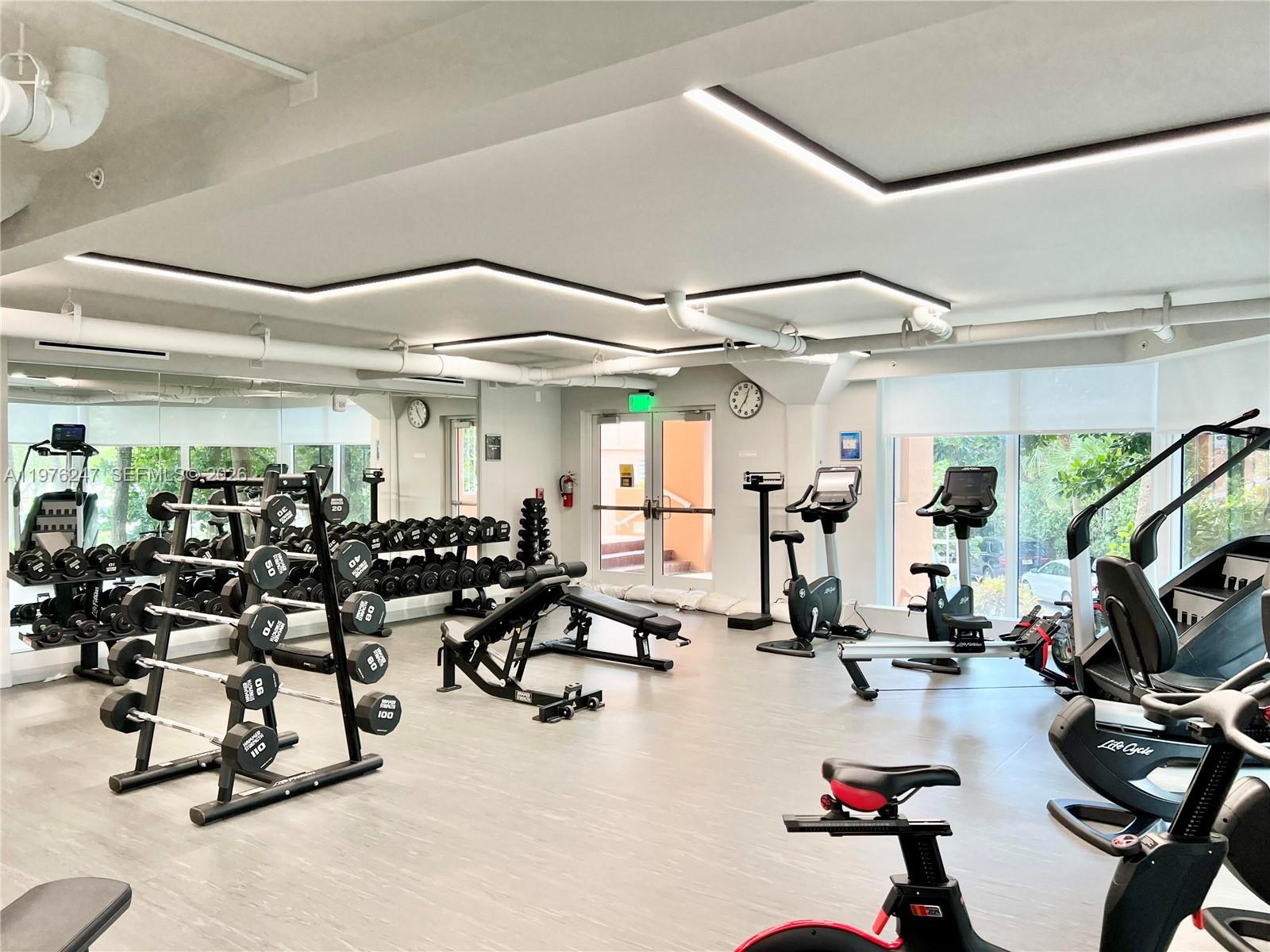 SOUTH POINTE TOWERS CONDO - Residential Lease