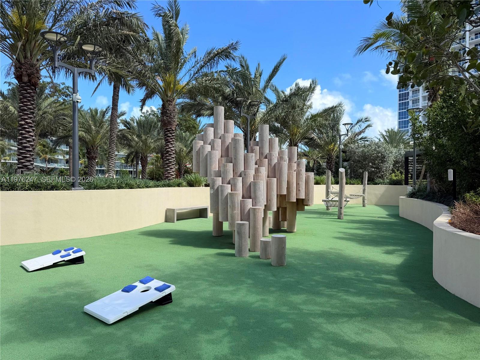 SOUTH POINTE TOWERS CONDO - Residential Lease