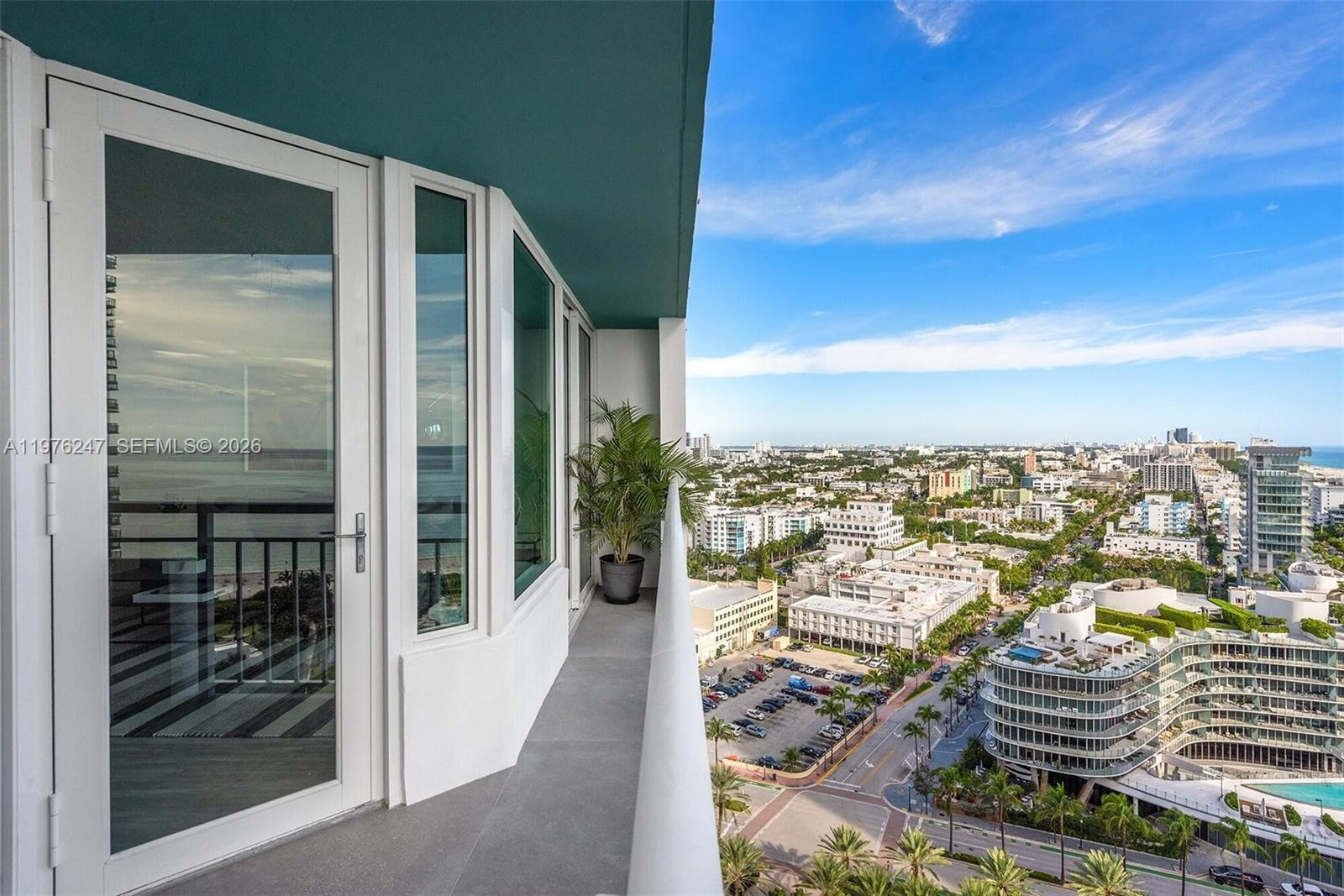 SOUTH POINTE TOWERS CONDO - Residential Lease