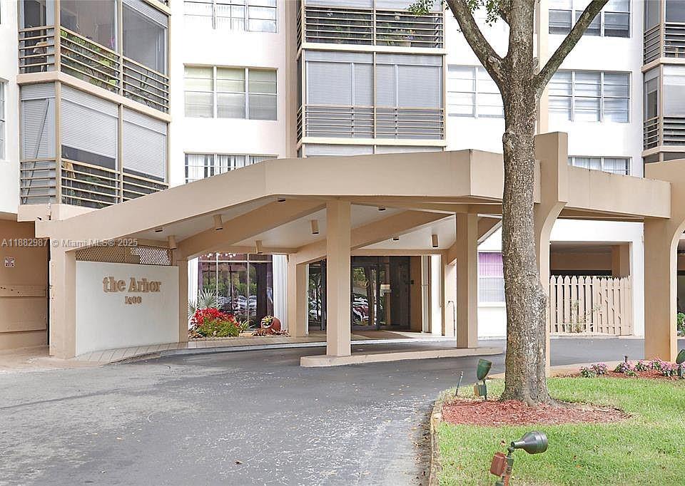 PARK PLACE CONDOMINIUM NO - Residential