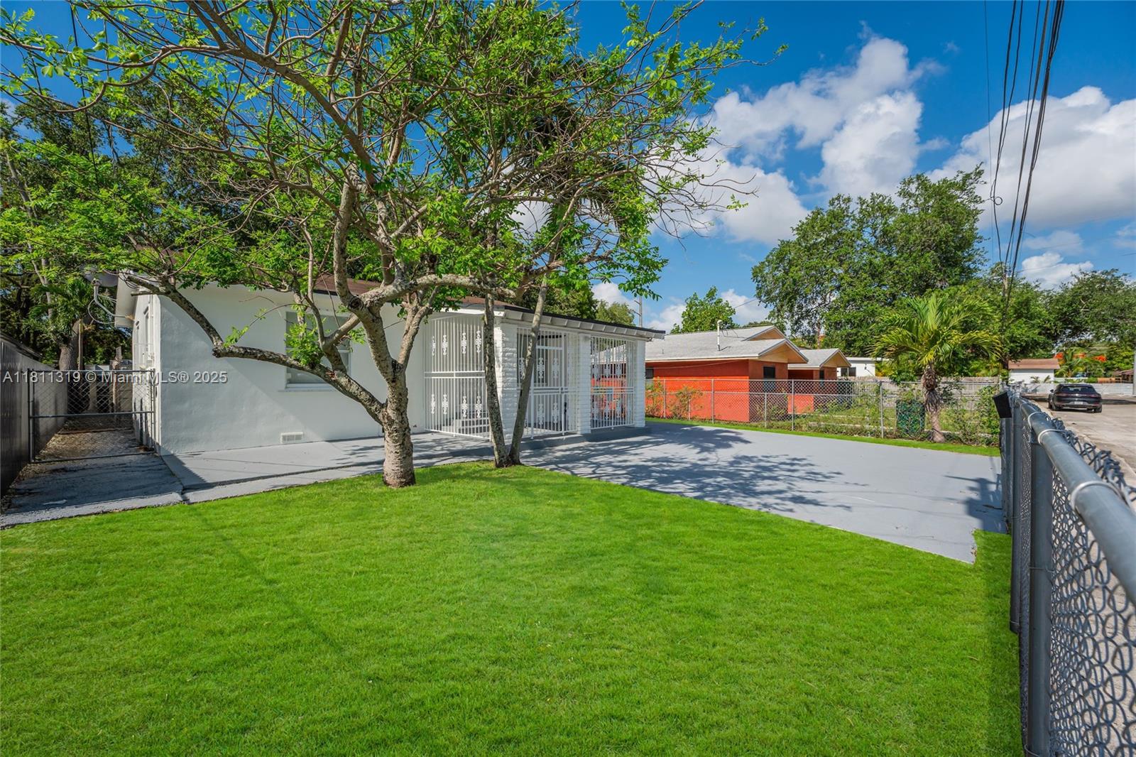 262 NW 57th St