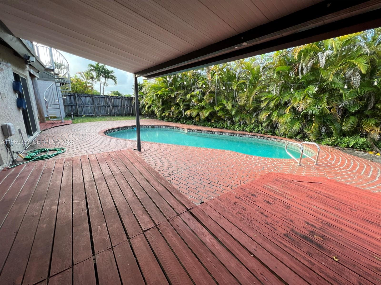 Walnut Park Sub - Residential Lease