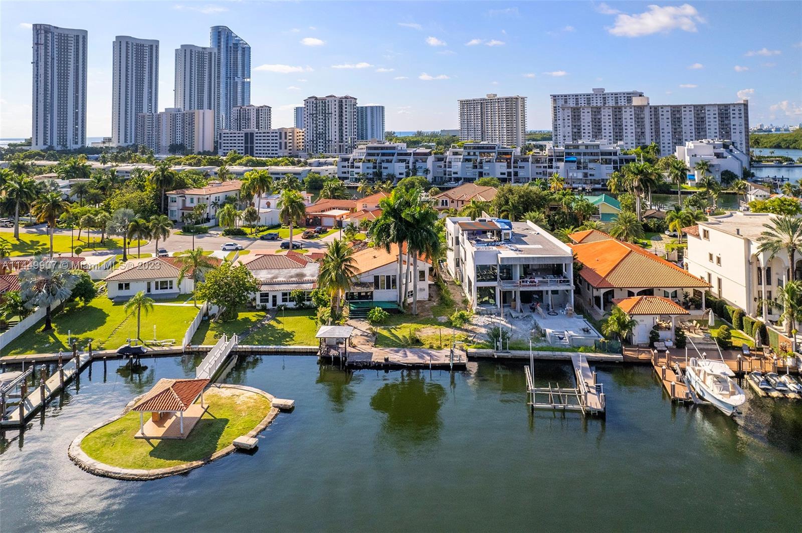 ATLANTIC ISLAND - Residential