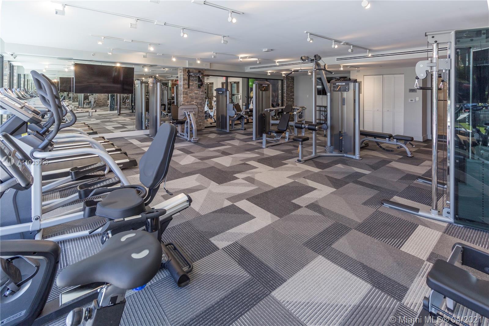 MORNINGSIDE ACRES - Residential Lease