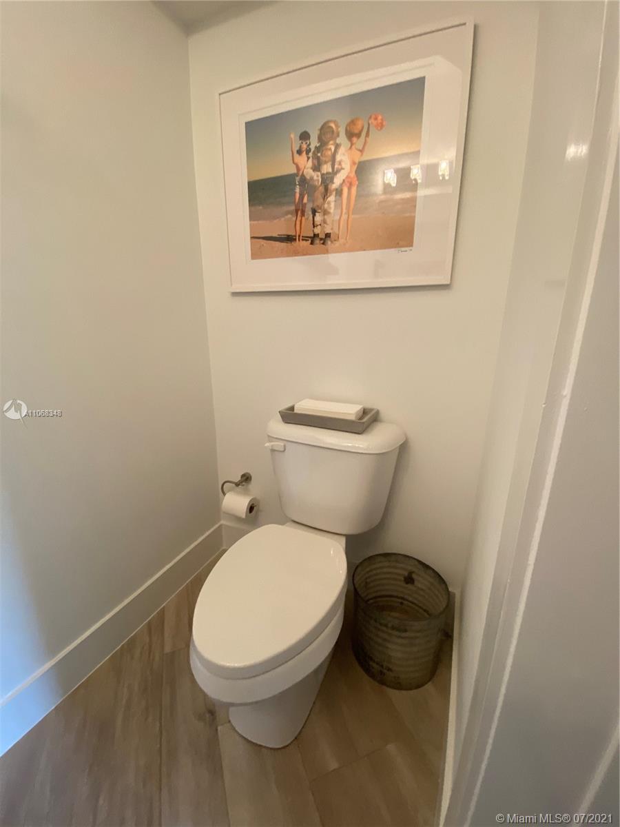 LITTLE GROVE NO 1 CONDO - Residential Lease