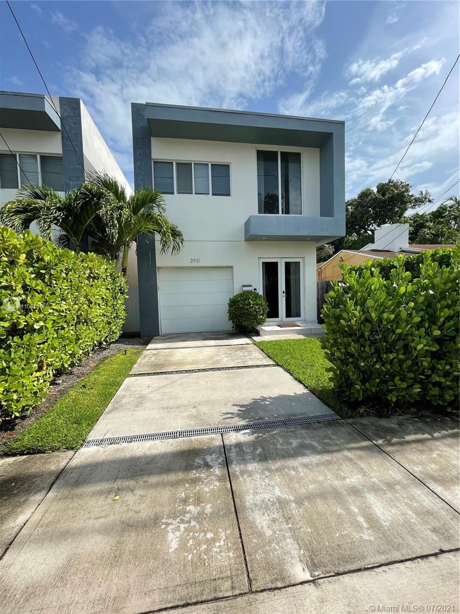 LITTLE GROVE NO 1 CONDO - Residential Lease