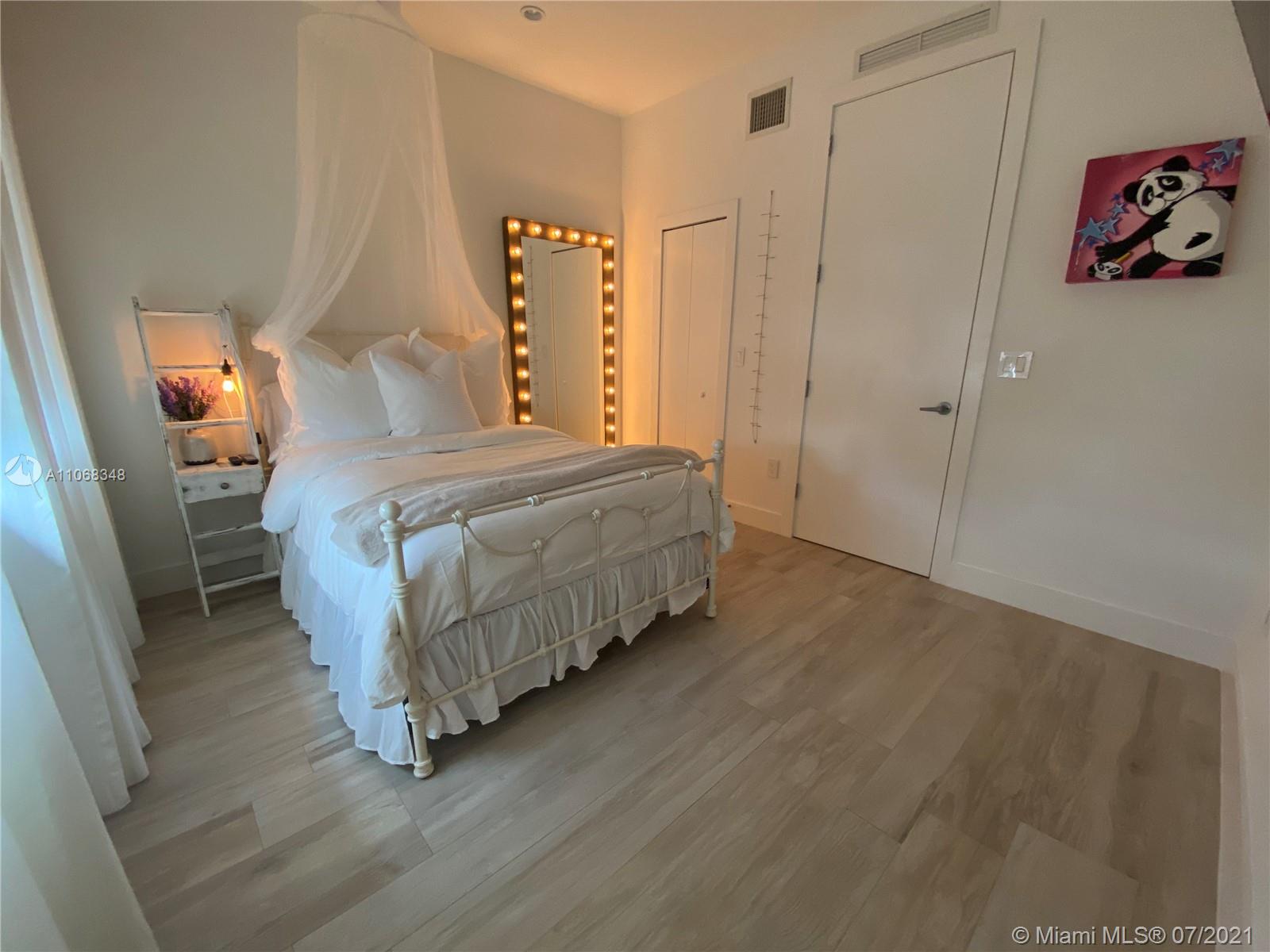 LITTLE GROVE NO 1 CONDO - Residential Lease