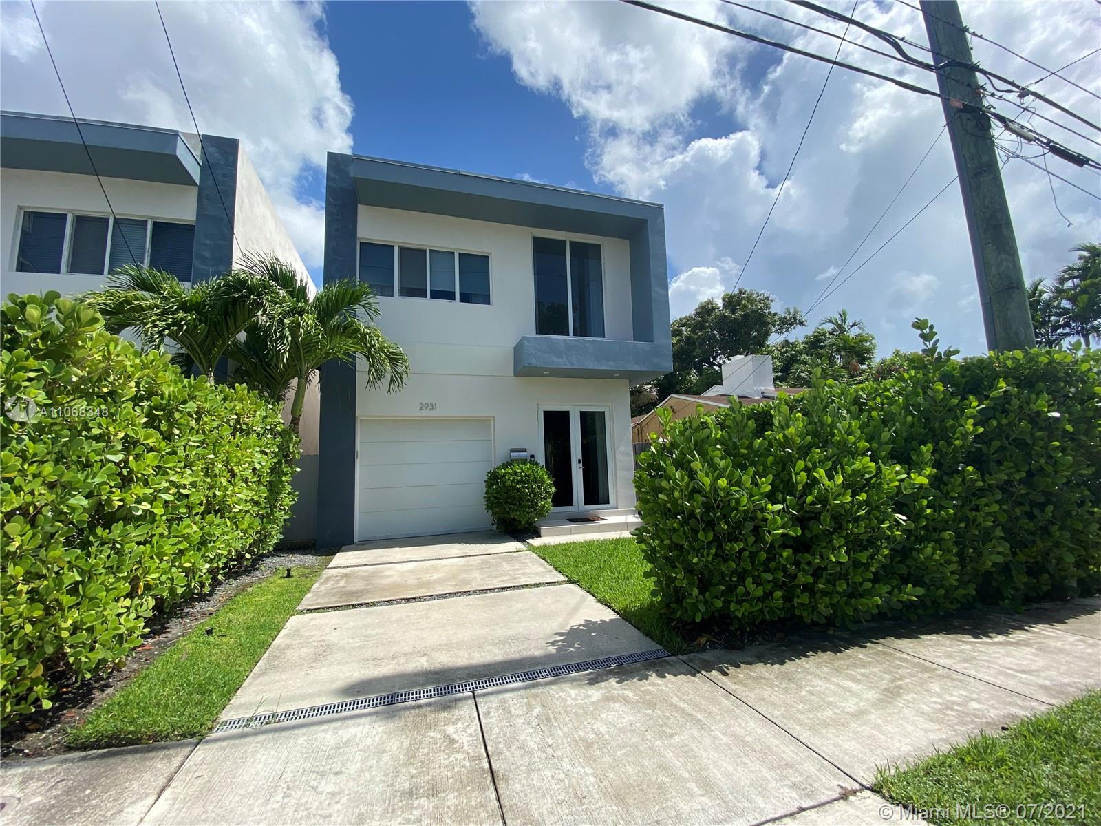 LITTLE GROVE NO 1 CONDO - Residential Lease