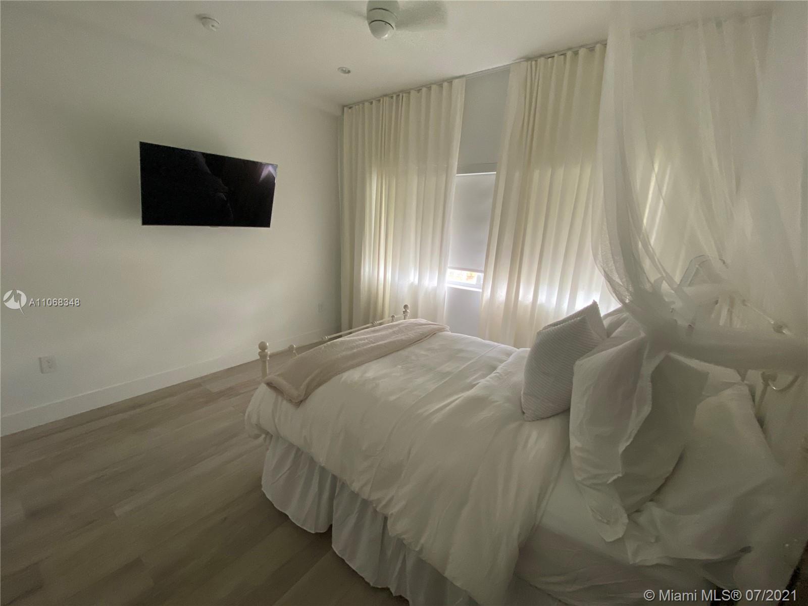 LITTLE GROVE NO 1 CONDO - Residential Lease