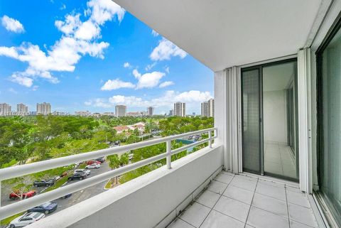 A home in Aventura