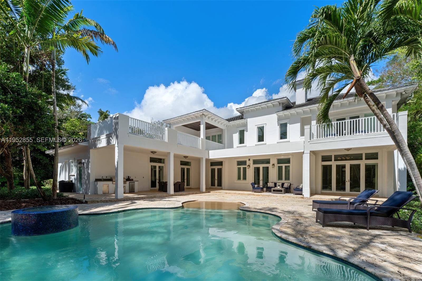 TOWN & COUNTRY ESTATES - Residential