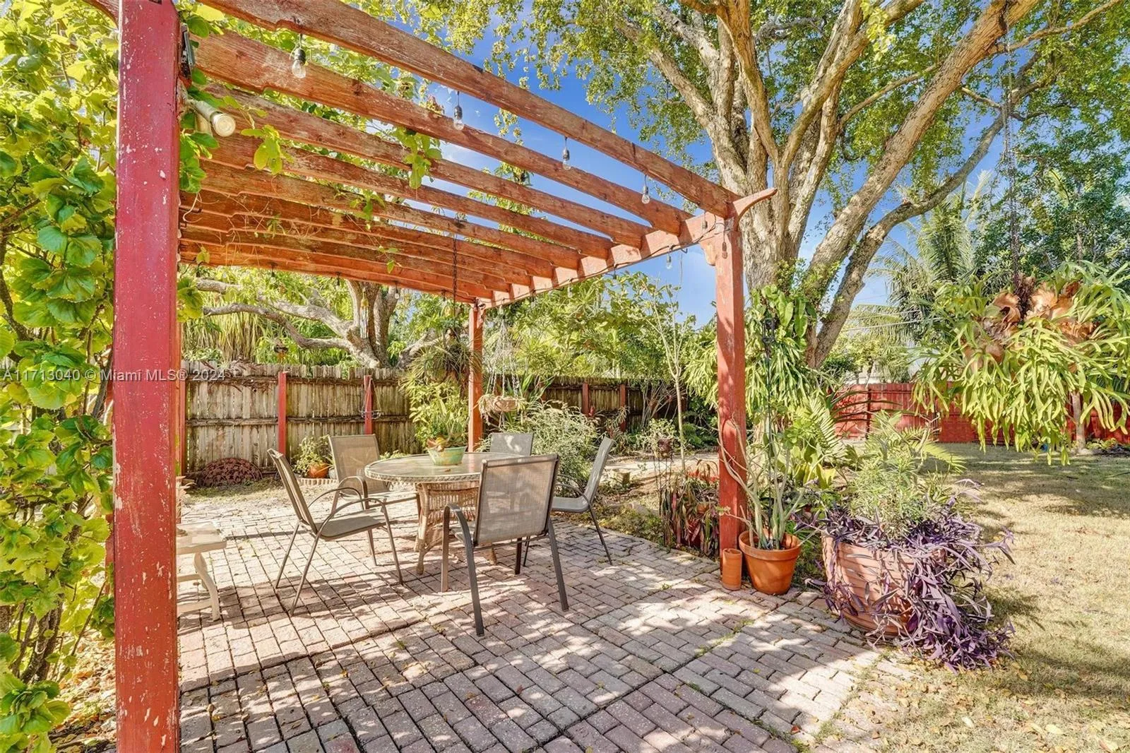 Hollywood, Florida 33020, United States, 3 Bedrooms Bedrooms, ,2 BathroomsBathrooms,Residential,Active,24466