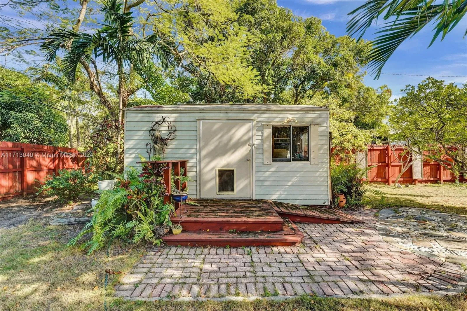 Hollywood, Florida 33020, United States, 3 Bedrooms Bedrooms, ,2 BathroomsBathrooms,Residential,Active,24466