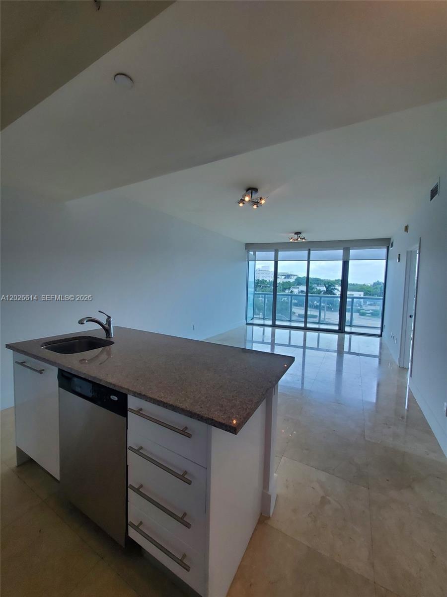 888 Biscayne Blvd 311