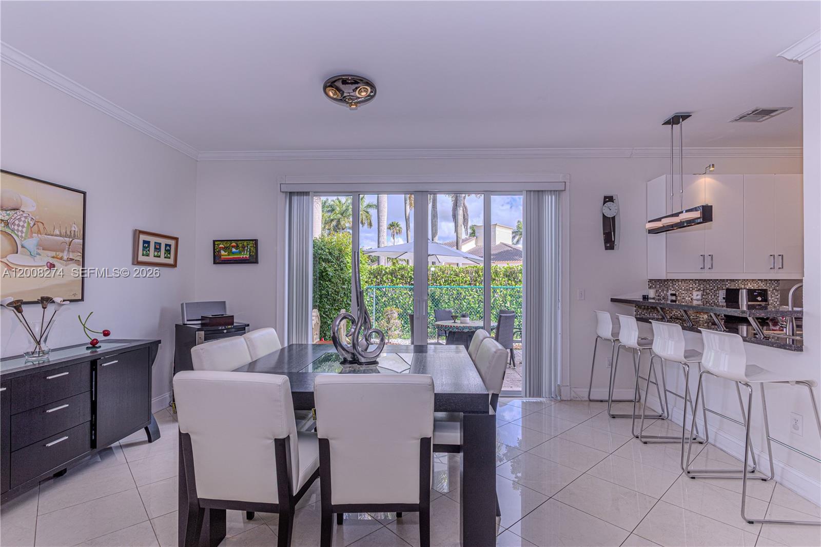 TOWNGATE - Residential