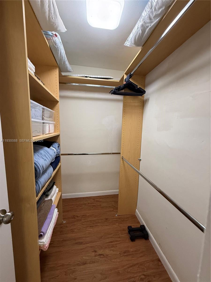 ARROWWOOD - Residential