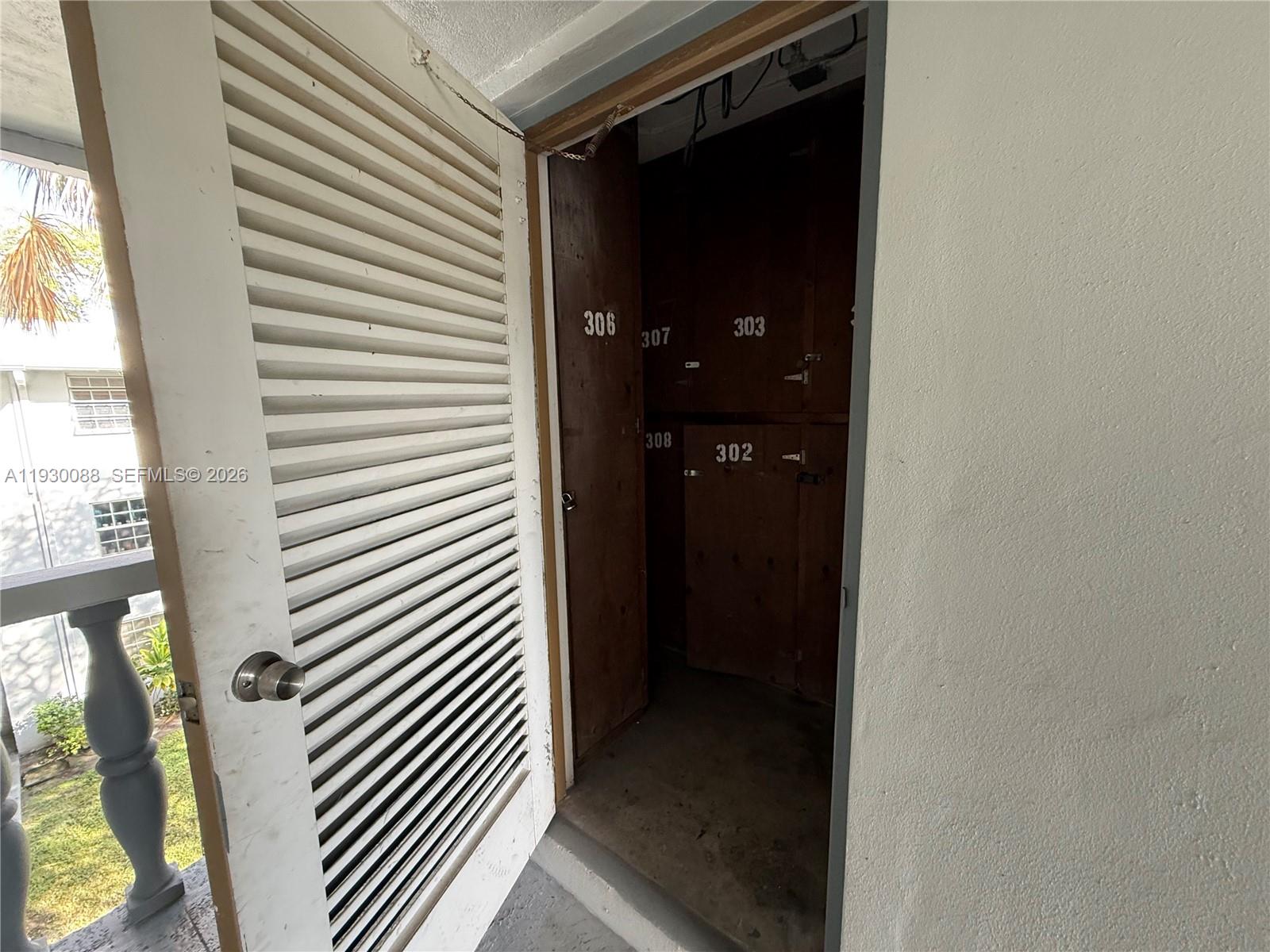 ARROWWOOD - Residential