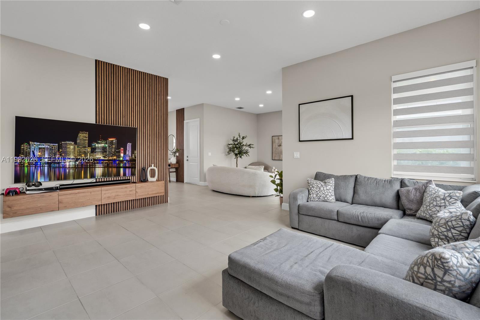 MEADOWS OF WESTLAKE - Residential