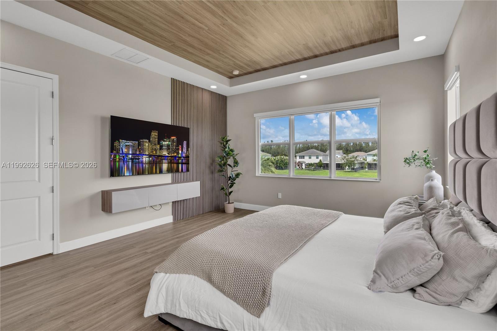 MEADOWS OF WESTLAKE - Residential