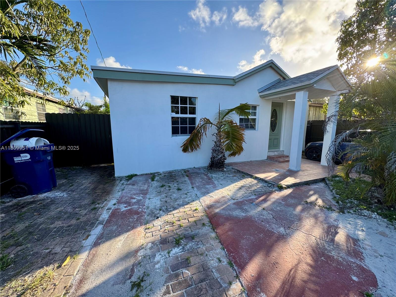 2326 NW 59th St