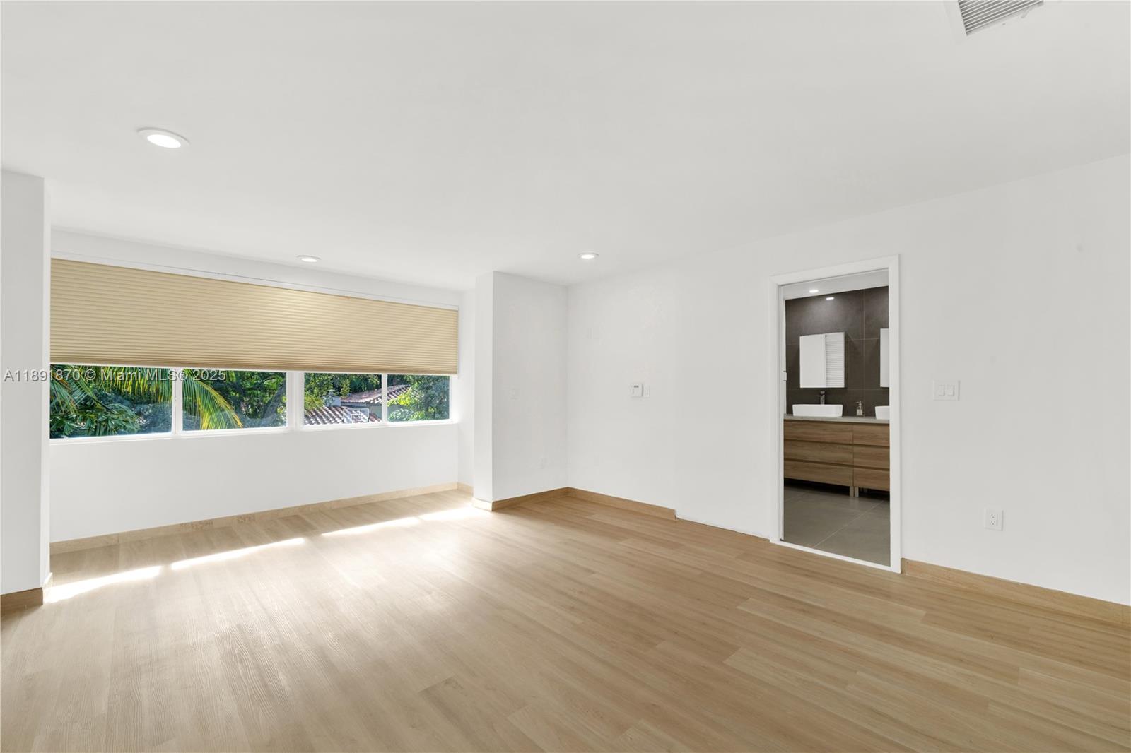 NATOMA PARK - Residential