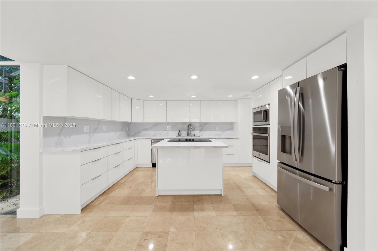 NATOMA PARK - Residential