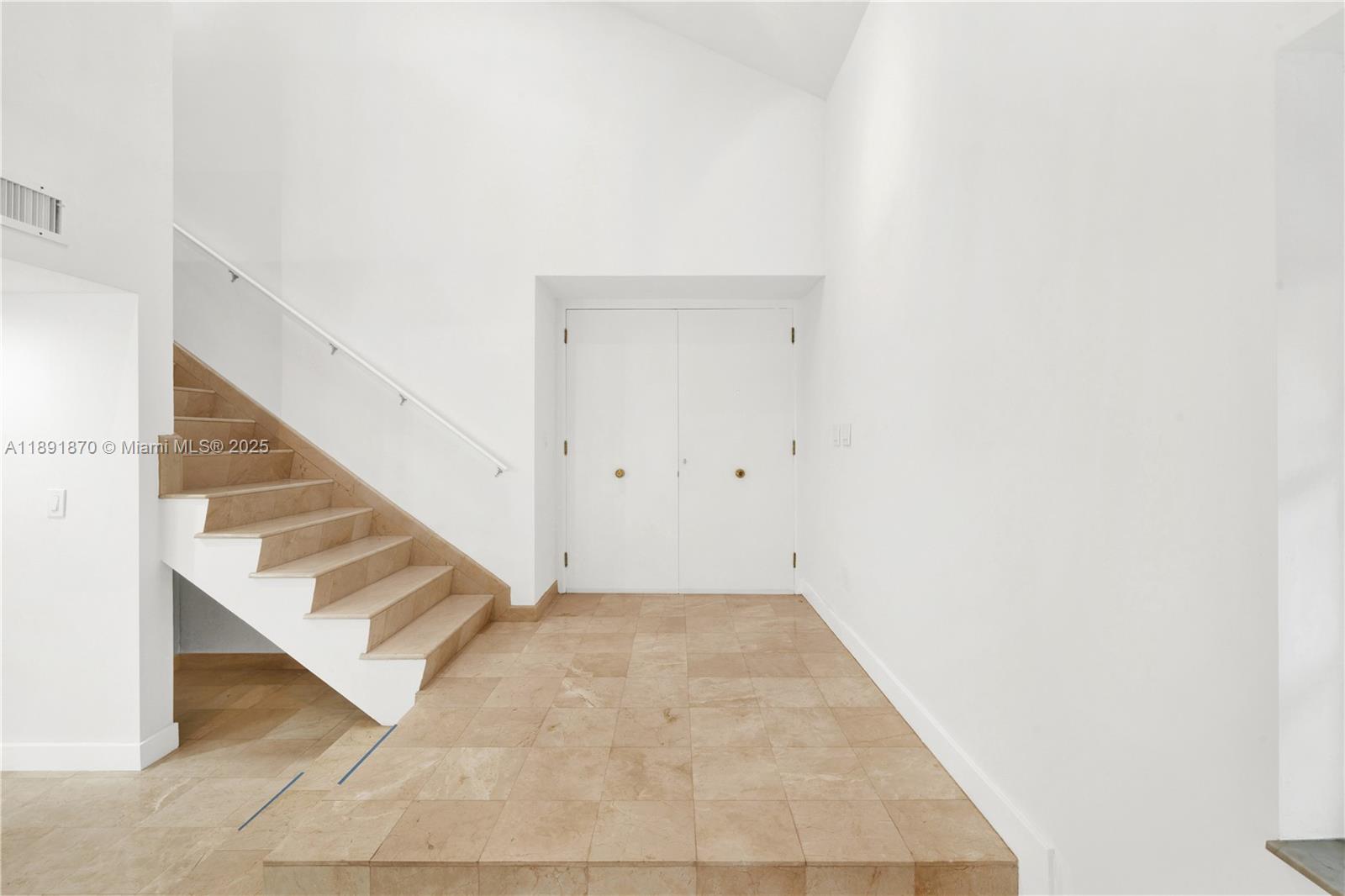 NATOMA PARK - Residential