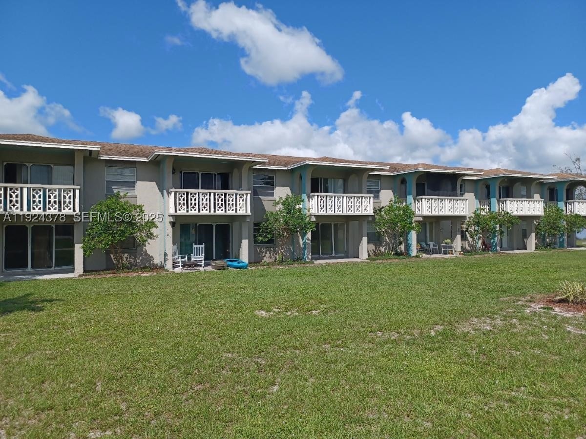 1015 LAKEVIEW DRIVE - Image 1