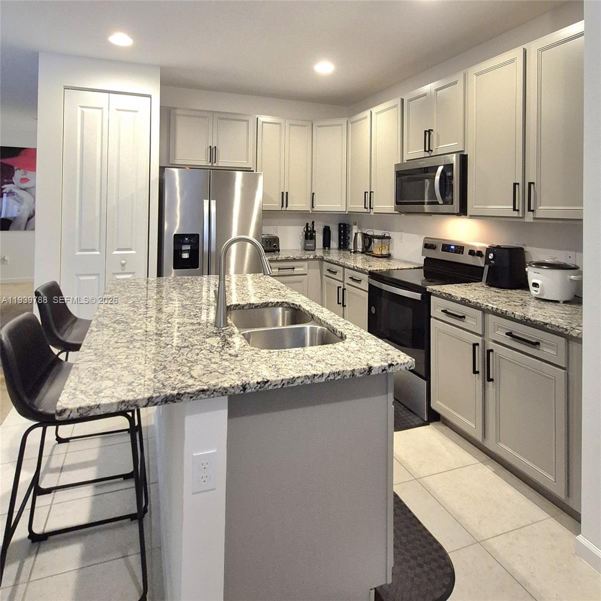 RESIDENCES AT PALM AIRE - Residential