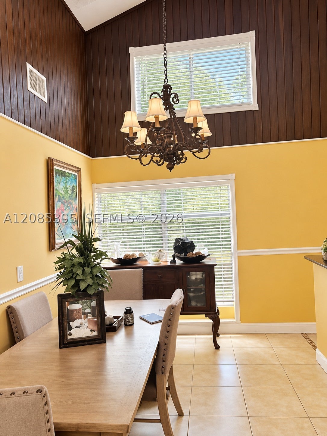 4420 NW 37th St