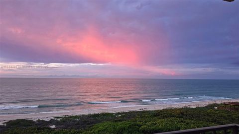 A home in Hutchinson Island