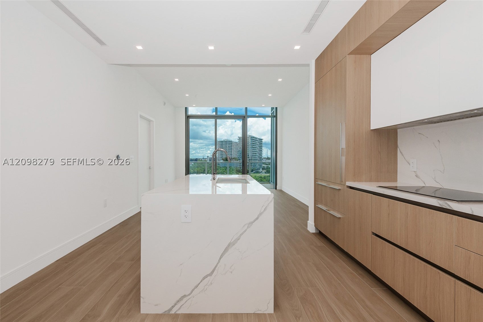 2411 laguna circle 610
