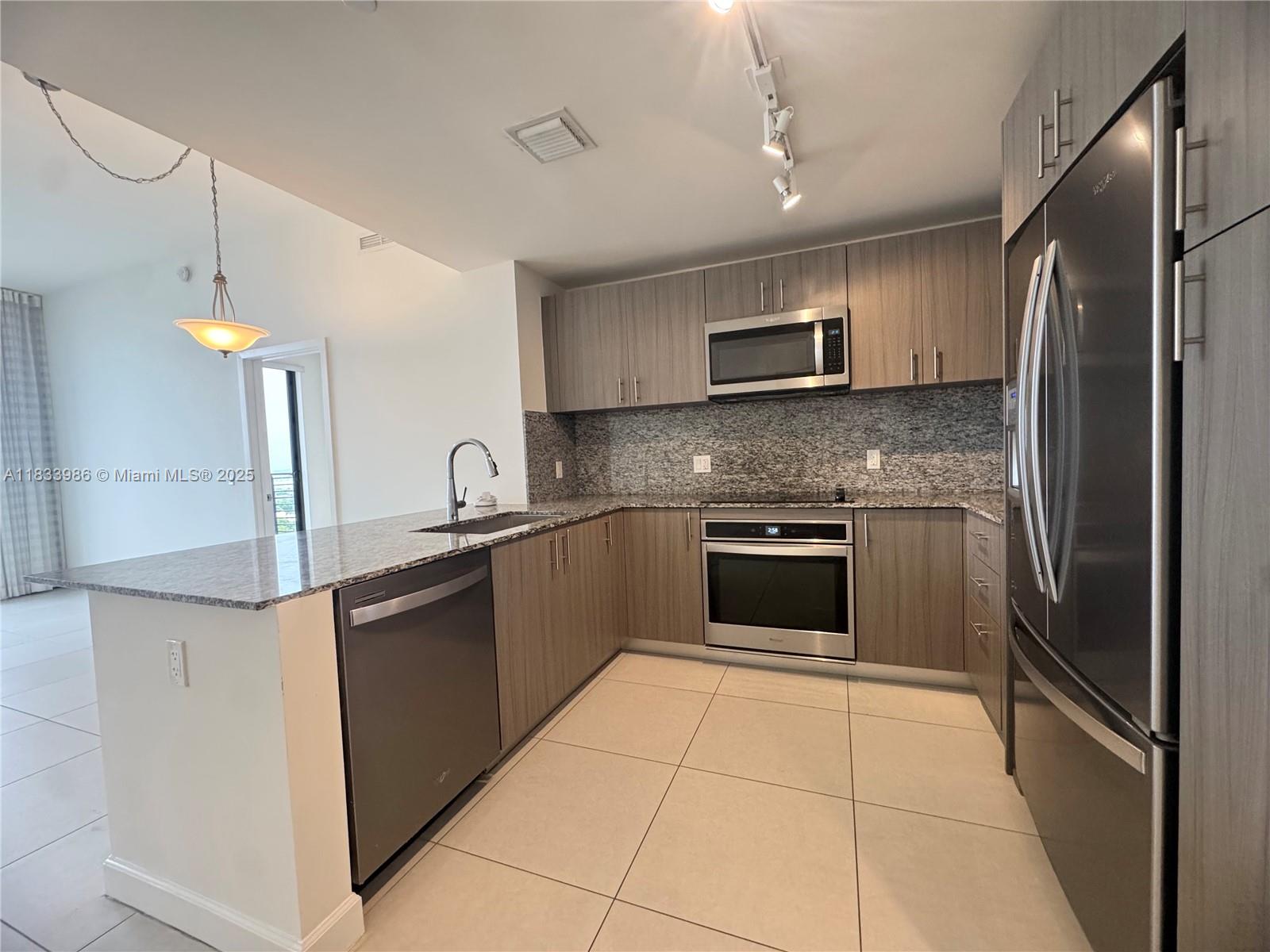 5350 PARK CONDO - Residential Lease