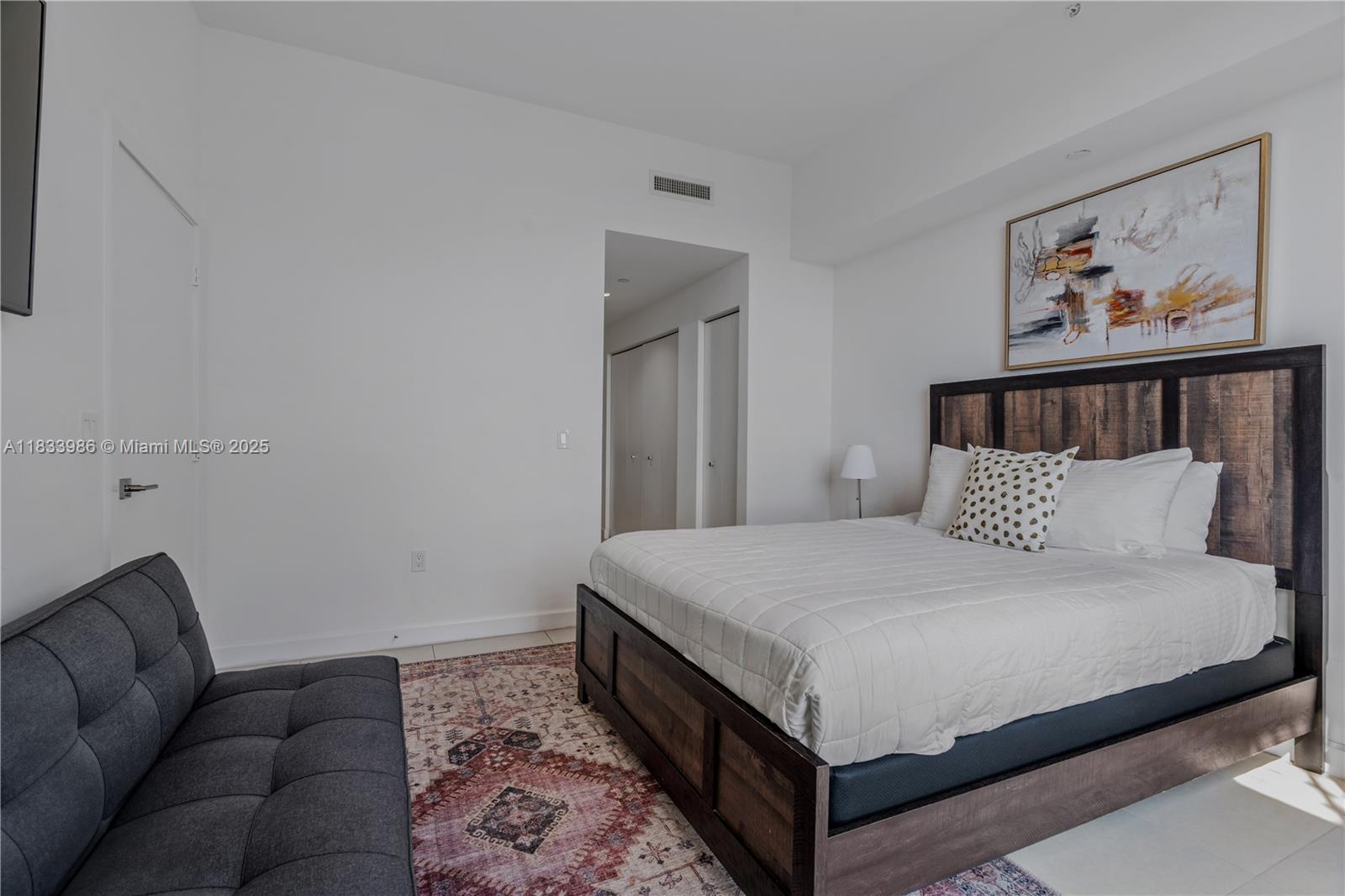 5350 PARK CONDO - Residential Lease