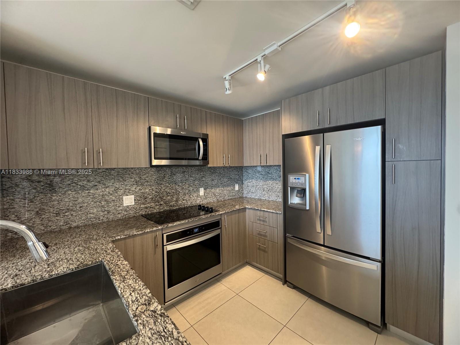 5350 PARK CONDO - Residential Lease
