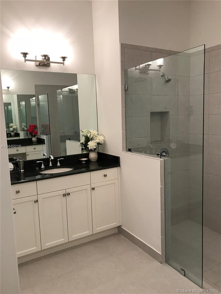 POINTE 100 CONDO - Residential Lease