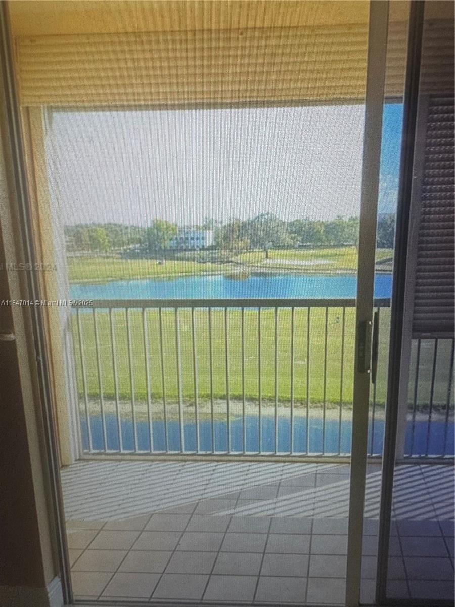 3100 W Rolling Hills Cir 407