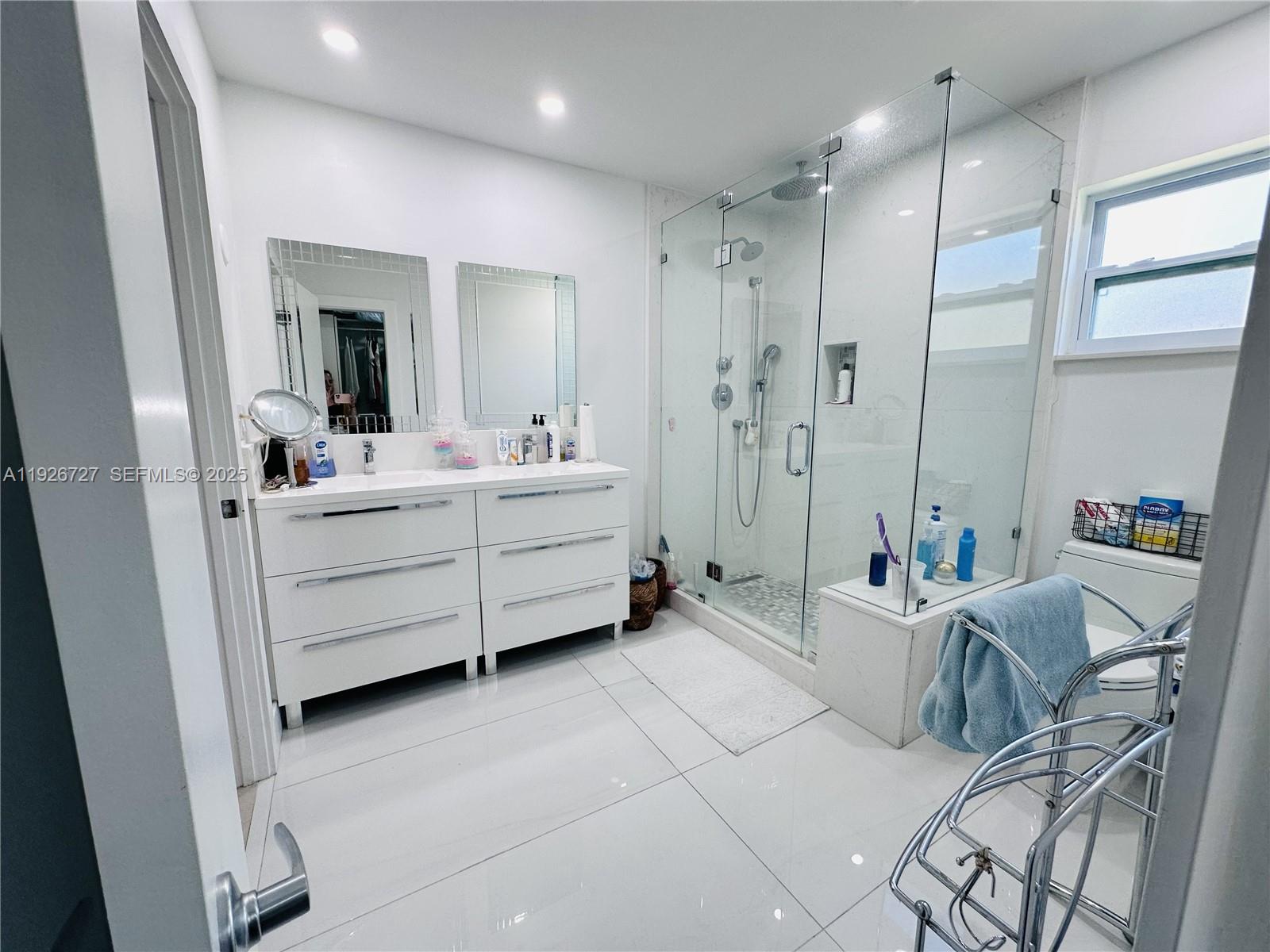 SWEETWATER ESTS SUB - Residential