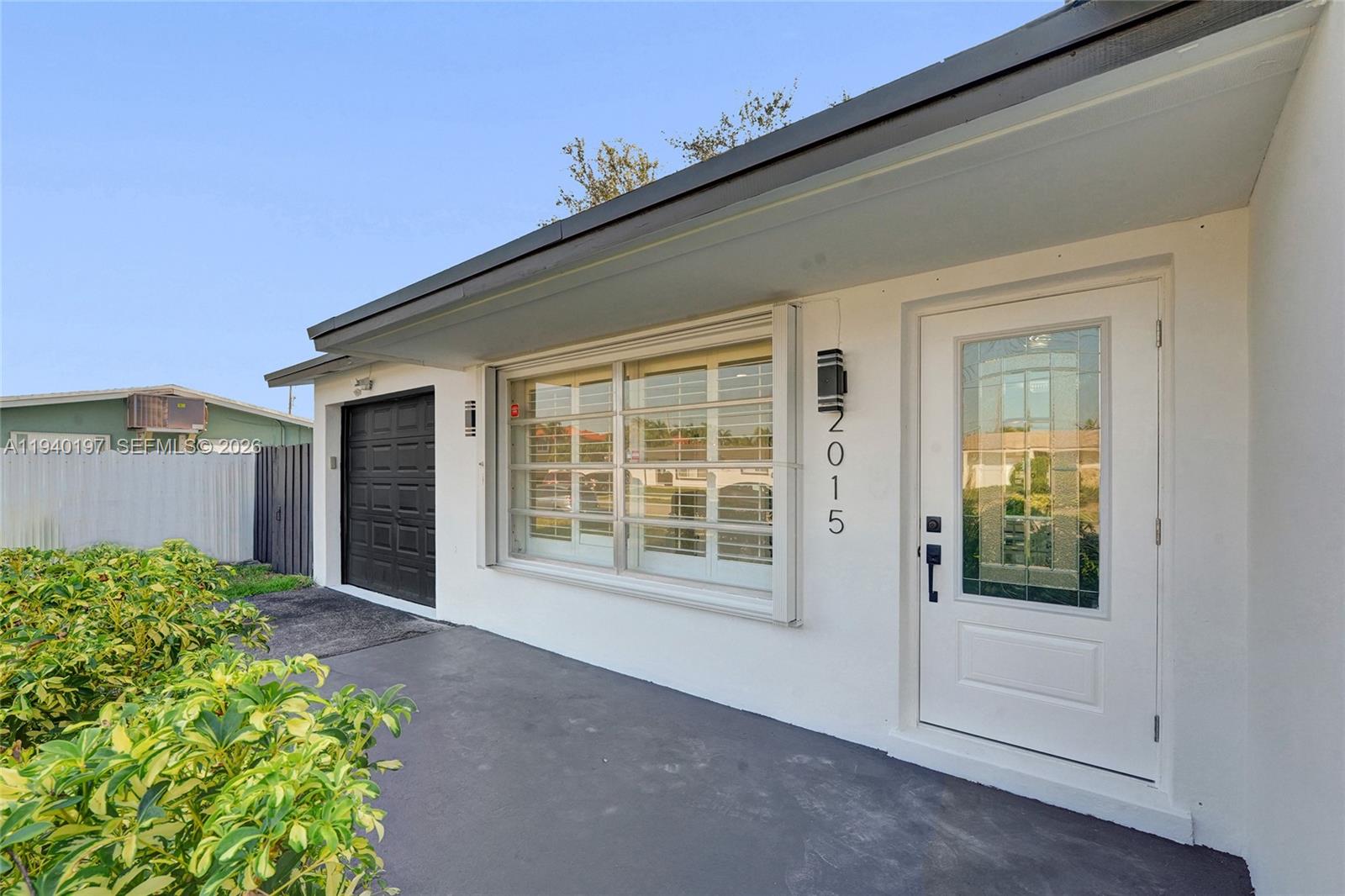 DELCREST MANOR - Residential