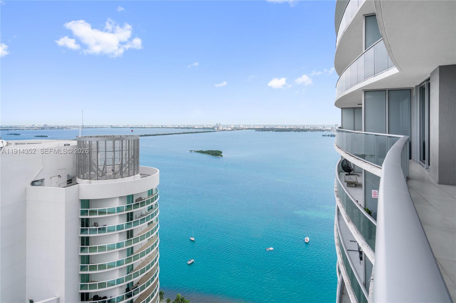 ARIA ON THE BAY CONDO - Residential