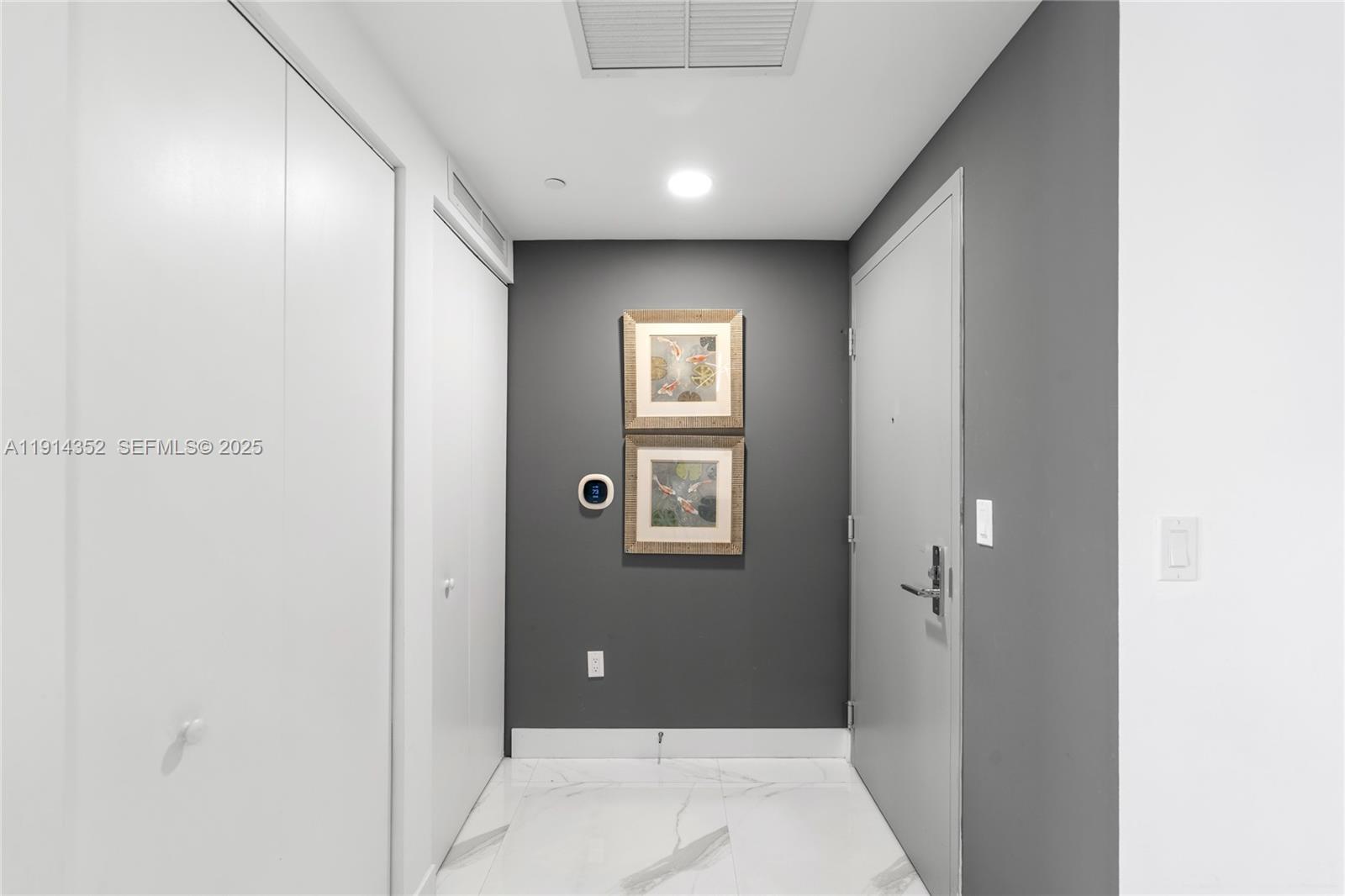 ARIA ON THE BAY CONDO - Residential