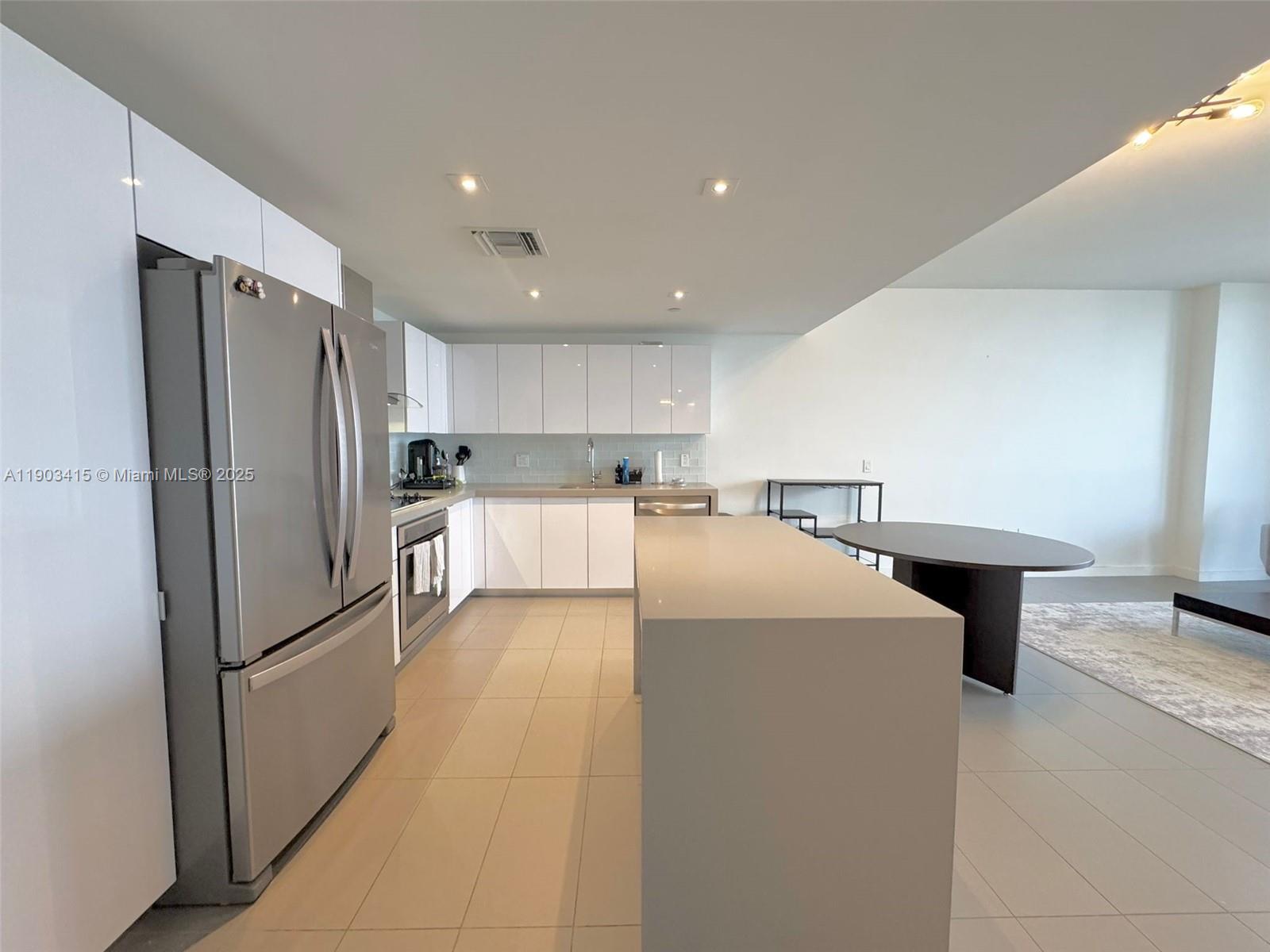 1600 NE 1st Ave 3417