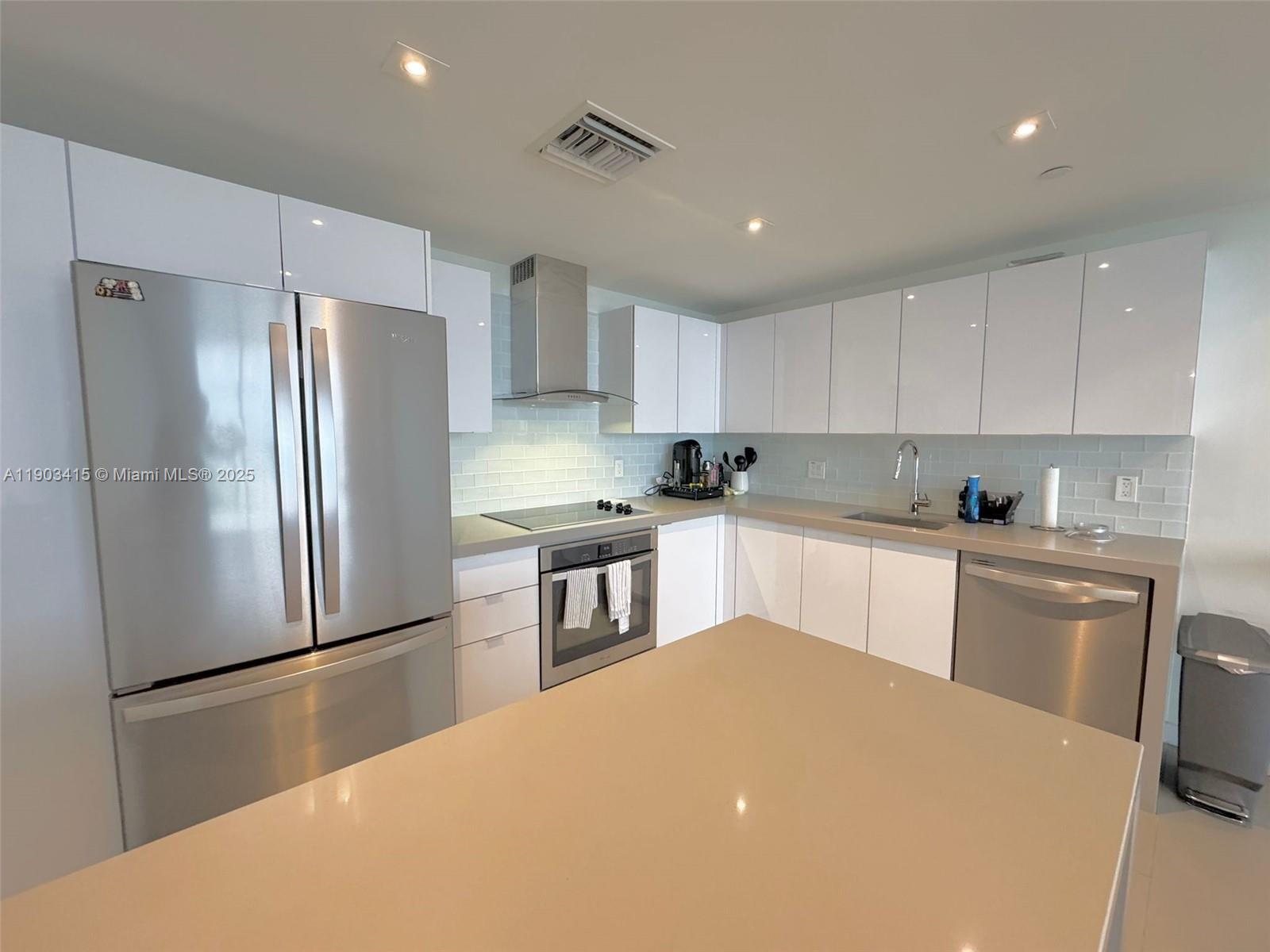 1600 NE 1st Ave 3417