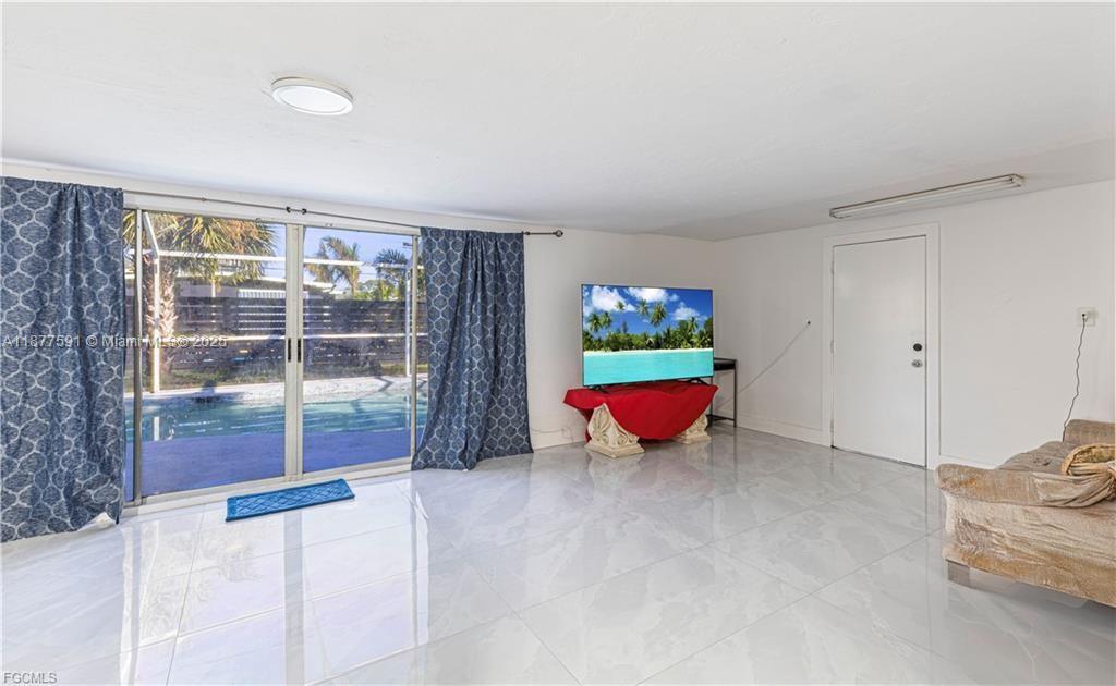 PALMLEE PARK - Residential