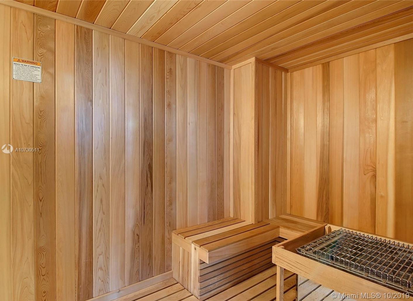 ICON BAY CONDO - Residential