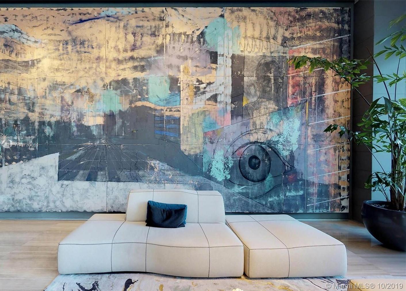 ICON BAY CONDO - Residential