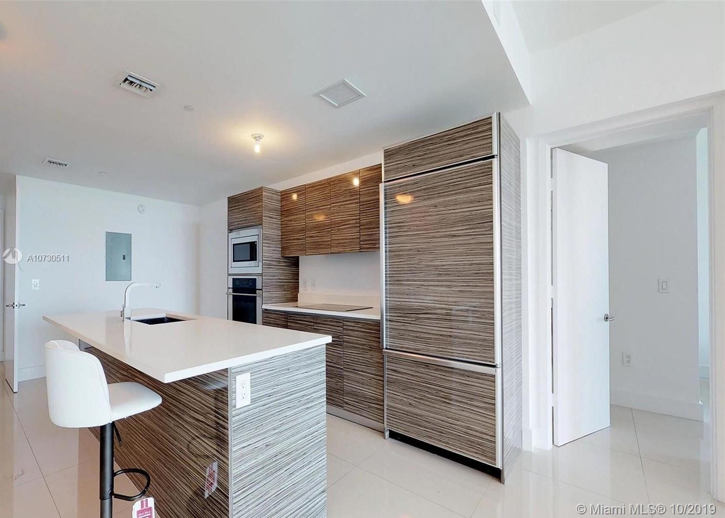 ICON BAY CONDO - Residential