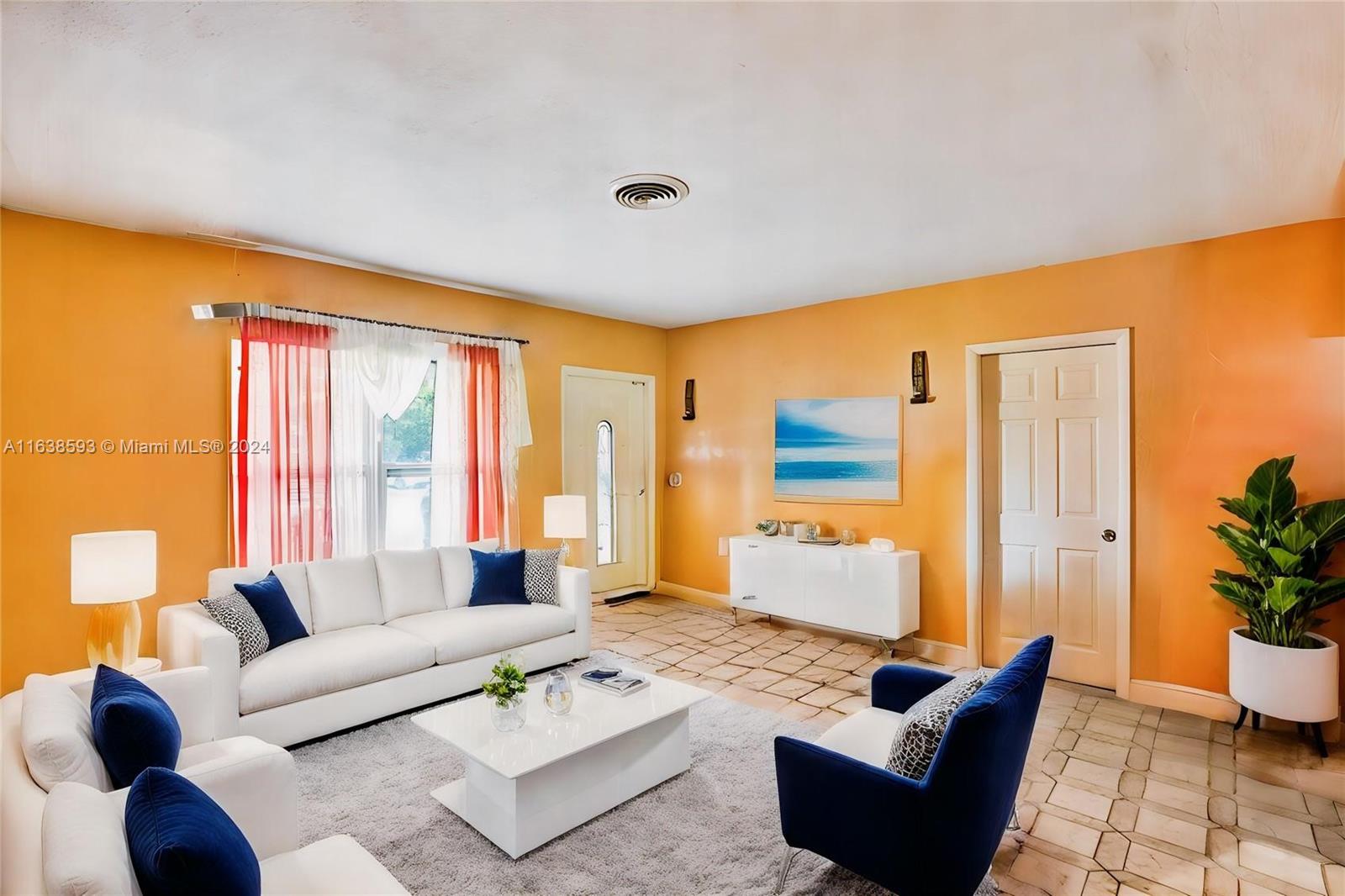 LLOYD ESTATES - Residential